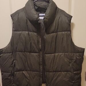 Women's Olive Puffer Vest